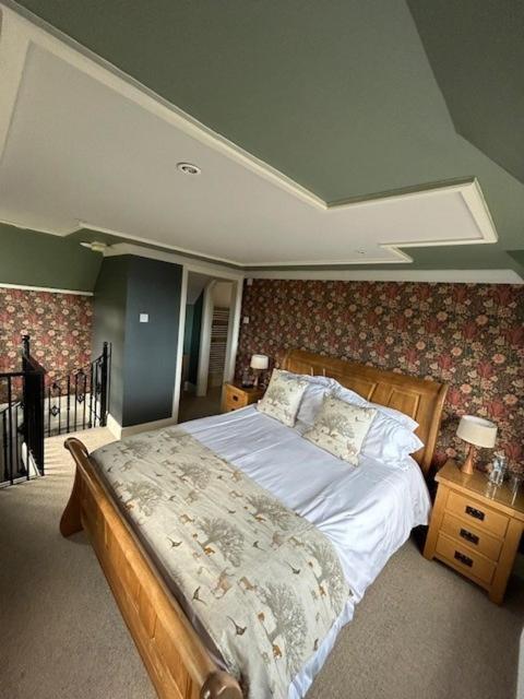 Bryn Goleu Bed & Breakfast Llandudno Exterior photo